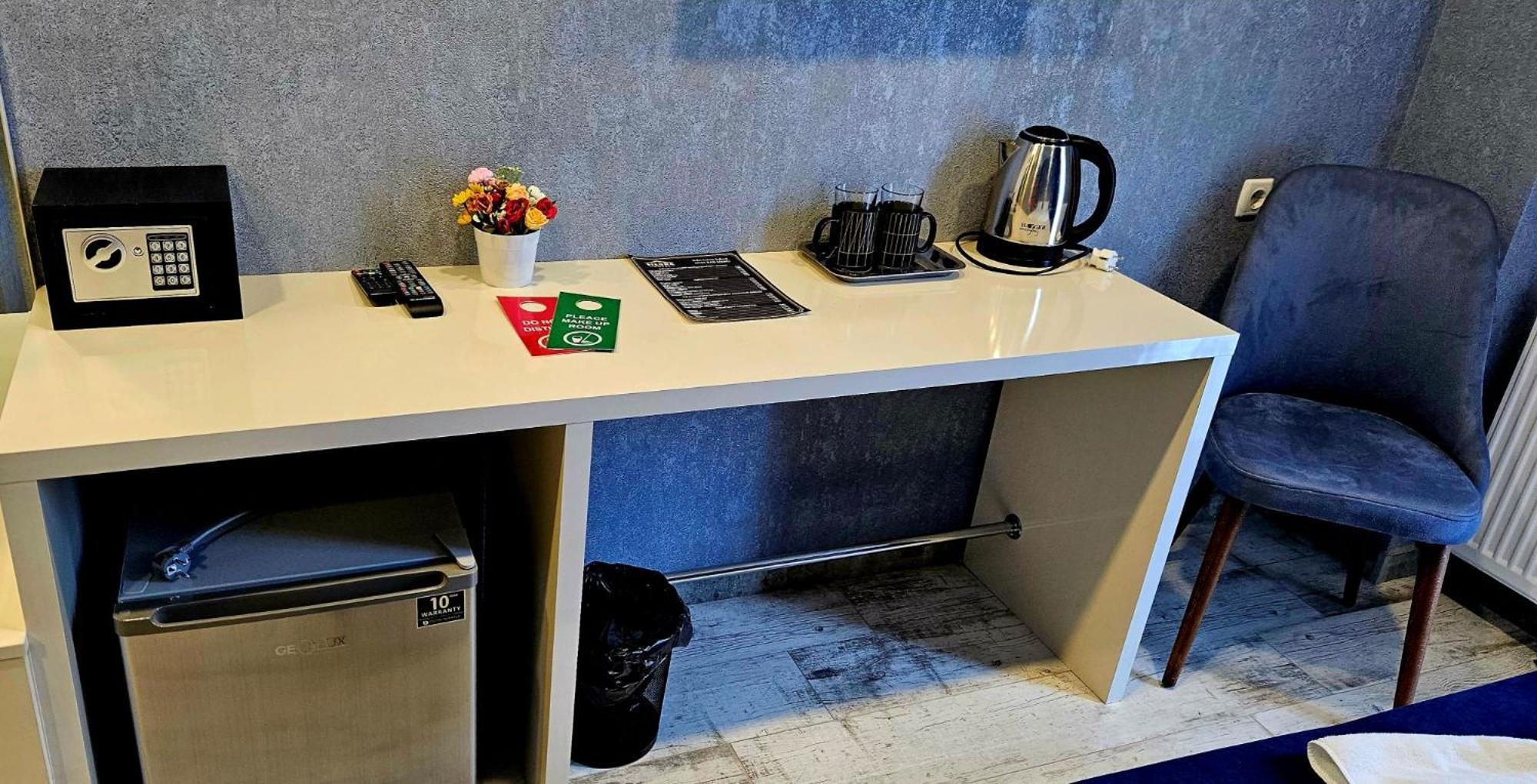 Sierra Hotel Тбилиси Экстерьер фото